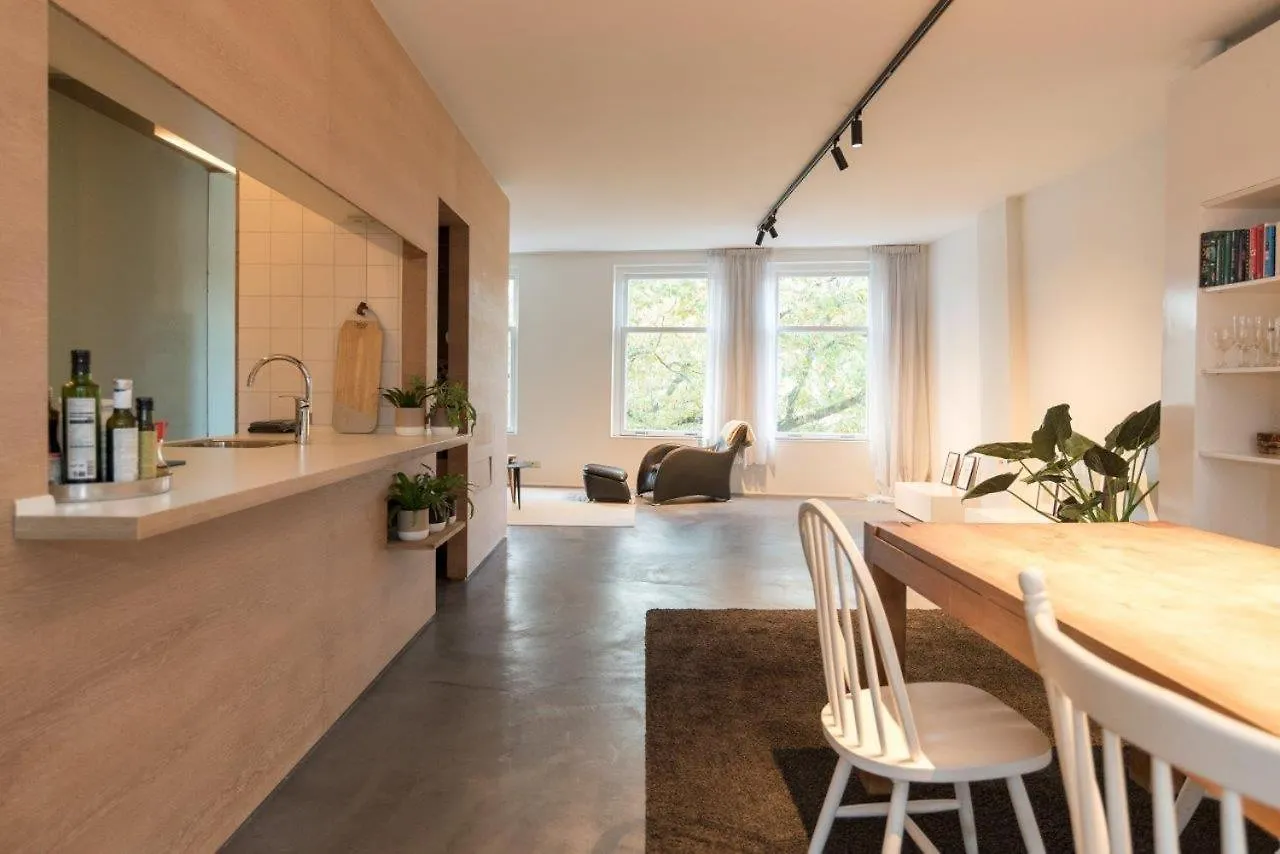 City Centre Loft On The Historic Canal Utrecht