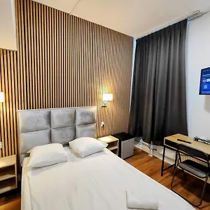2* Hotel Holland