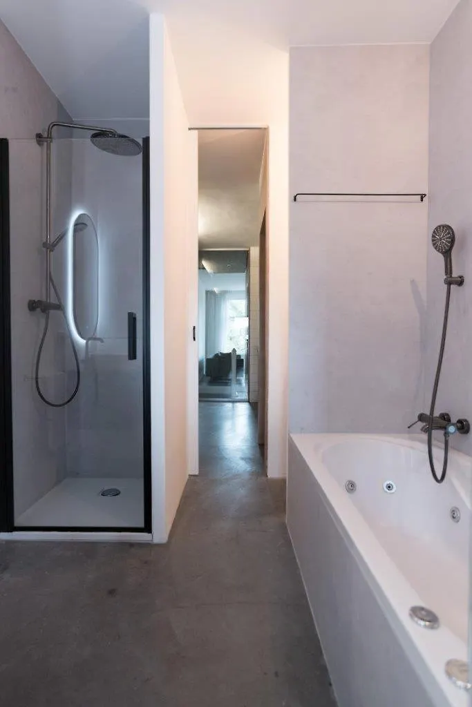 City Centre Loft On The Historic Canal Utrecht 0*,  Nederland